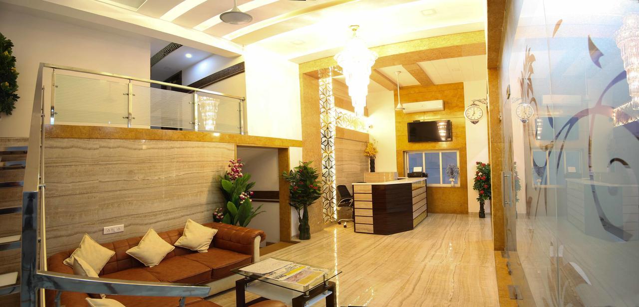 Hotel Pearl Navi Mumbai Exterior foto