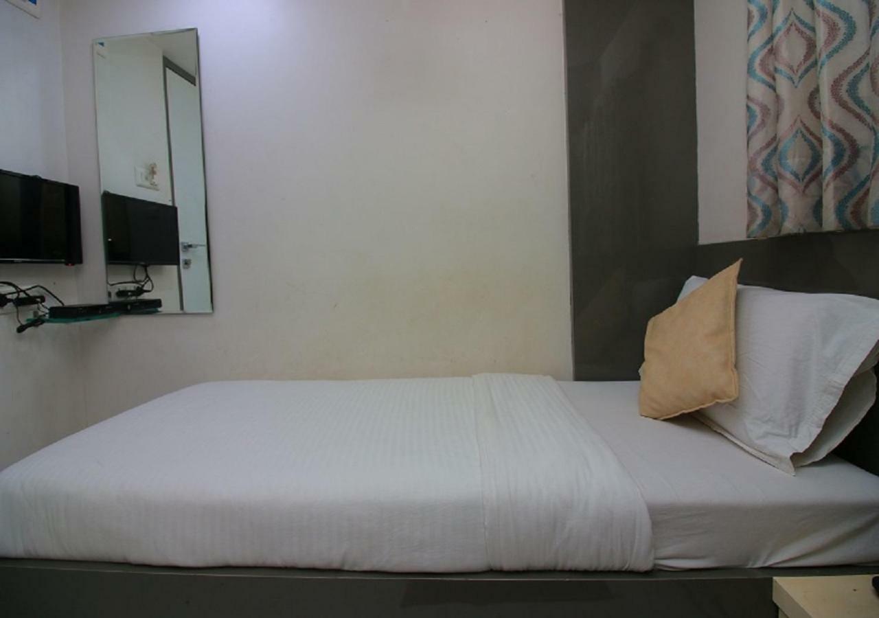 Hotel Pearl Navi Mumbai Exterior foto